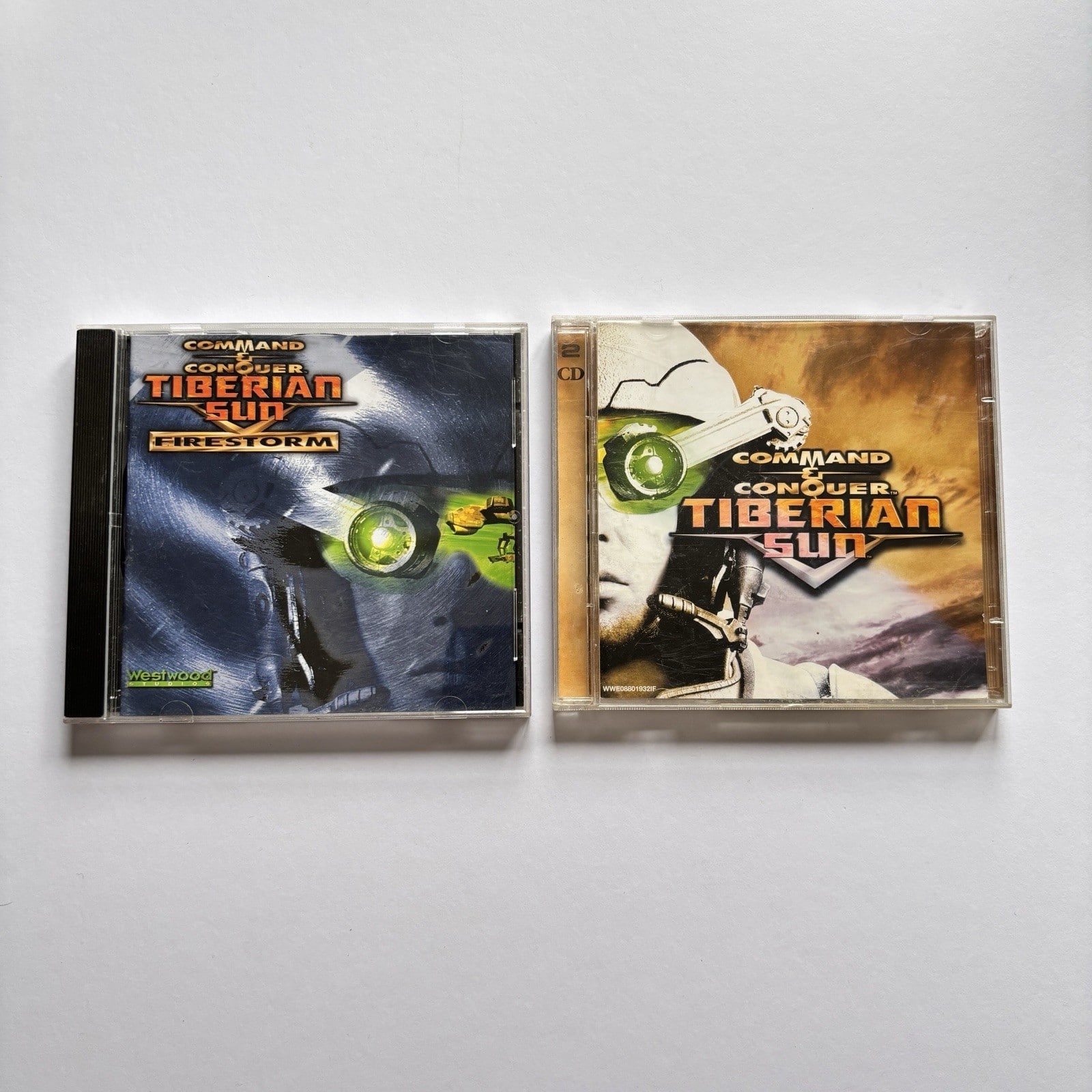 Command and Conquer - Tiberian Sun & Firestorm ( PC, Complete )